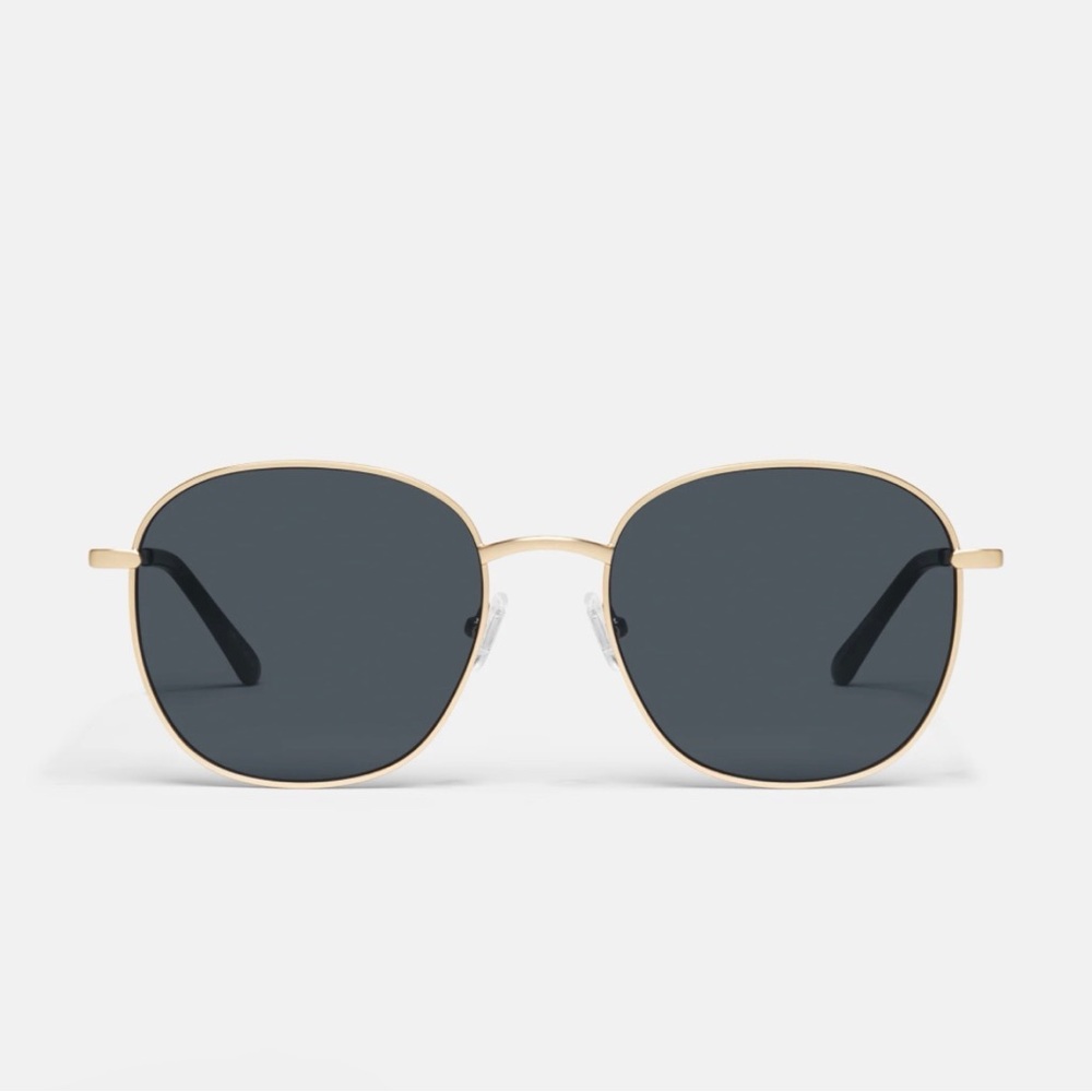 Quay Jezabell Gold and Black Sunglasses NEW
